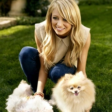 smiling, Two cars, puppies, Nicole Richie