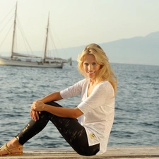 Luisana Lopilato, sea, sailing vessel, Smile