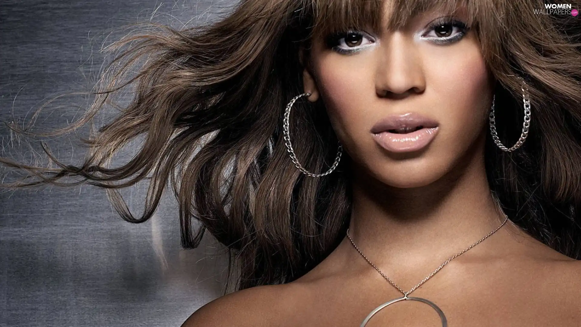 Beyonce Knowles, jewellery