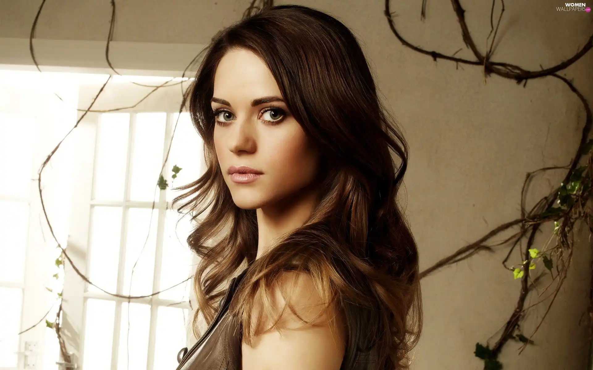 Hair, Lyndsy Fonseca