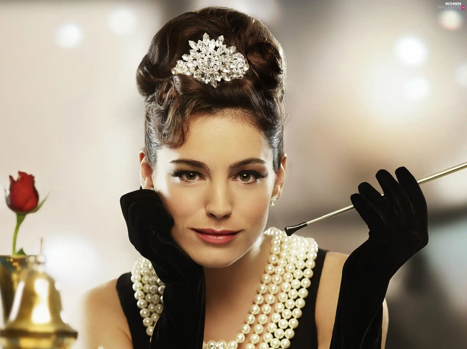 Kelly Brook, chaplet