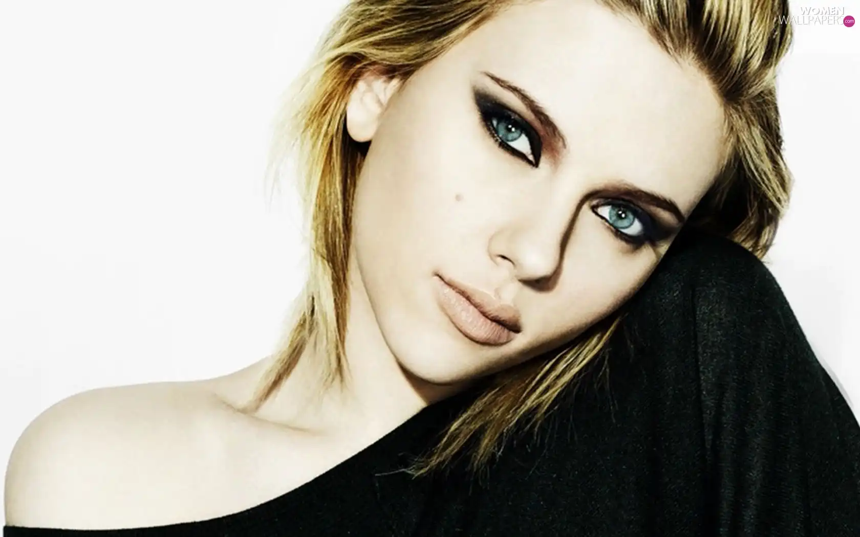 Eyes, Scarlett Johansson, kitten