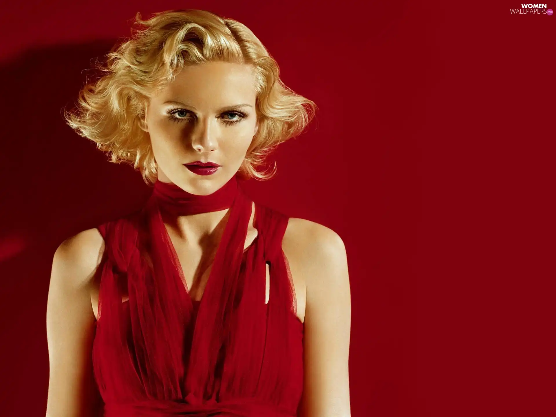 Extras, Kirsten Dunst, Red