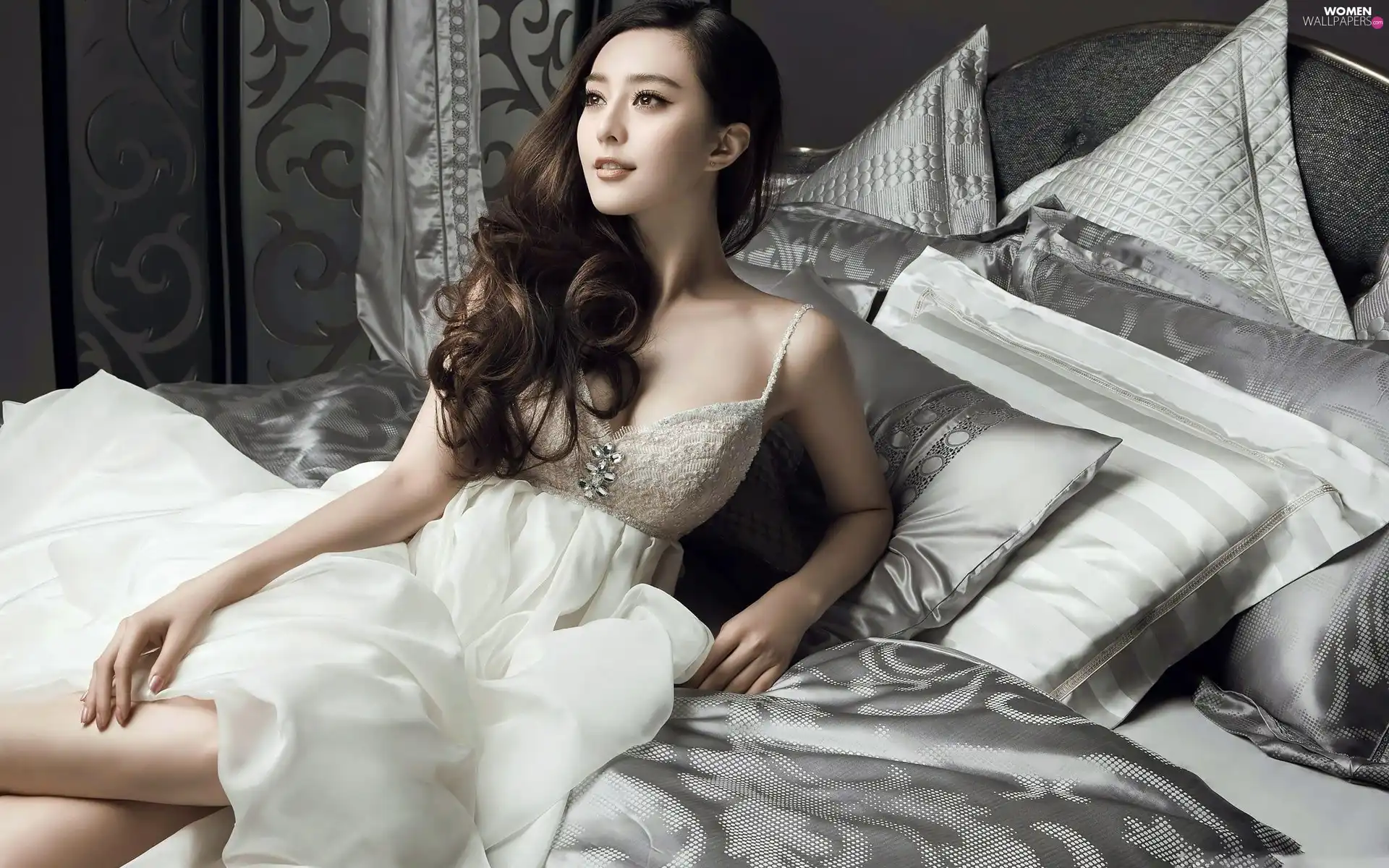 White Bed, Fan Bingbing, Shirt