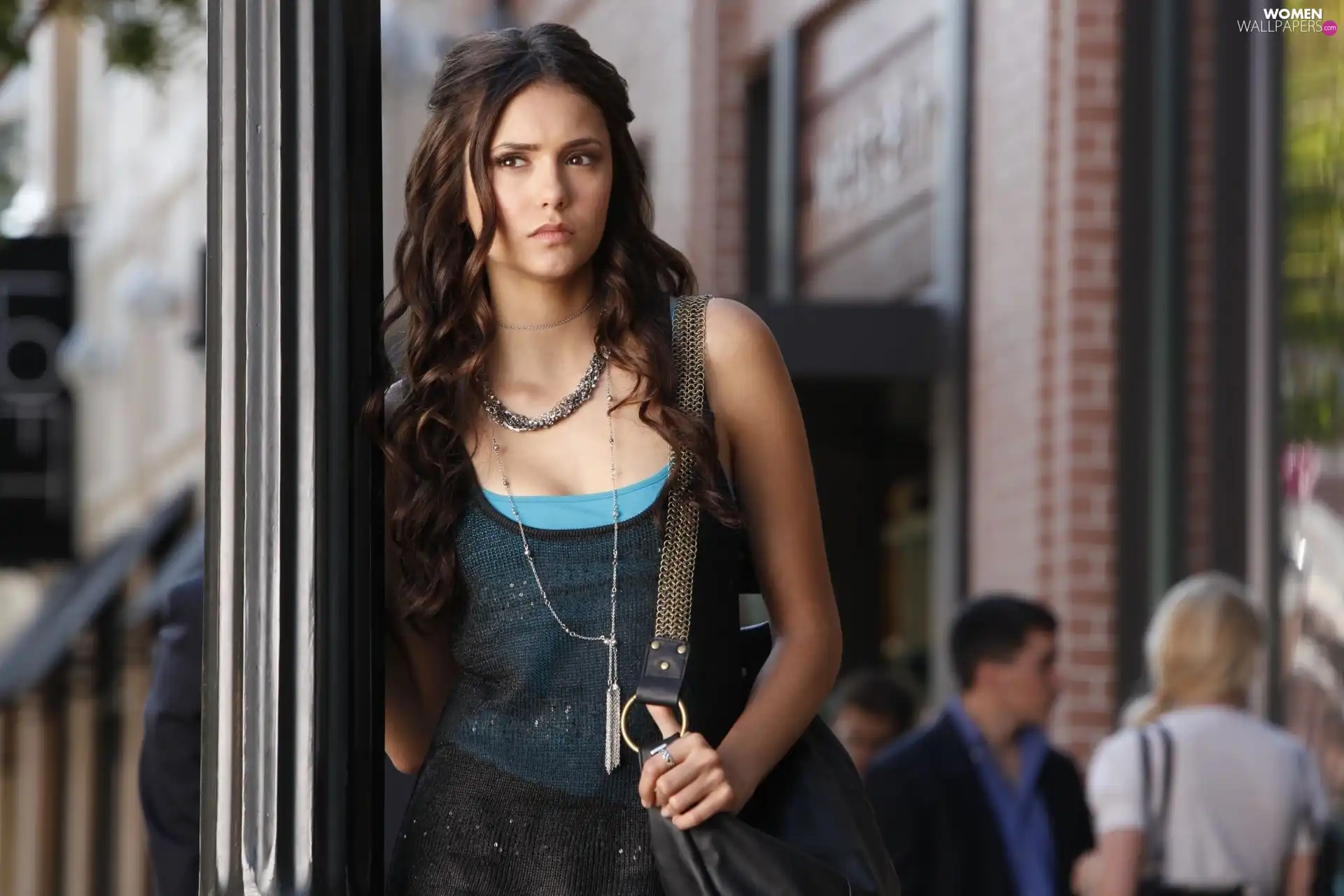Nina Dobrev, The Vampire Diaries, The Vampirie Diaries