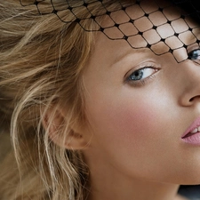 Hat, Anja Rubik, face