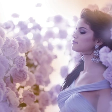 Beauty, Selena Gomez