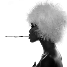 Cigarette, Naomi Campbell, Hat