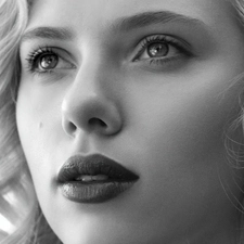 Scarlett Johansson, face