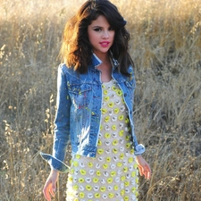 Selena Gomez, dress