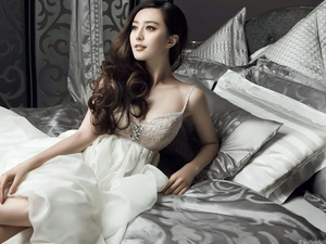 White Bed, Fan Bingbing, Shirt