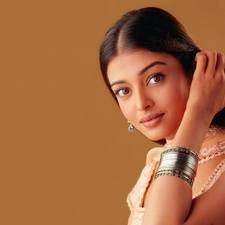 bracelet, Aishwarya Rai, Toyota Silver